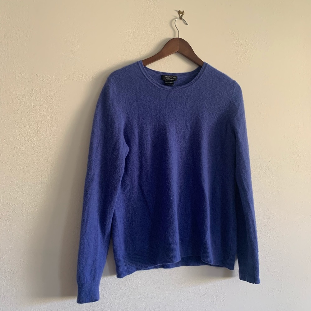 Cashmere sweater